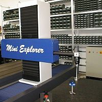 Coordinate measuring machine with horizontal arm Exploreropticalmechanical