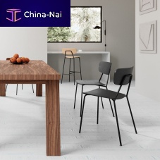 Contemporary chair IbettaindooroakAmerican walnut