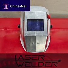Auto-darkening welding helmet UV protectionIR protectionheat-resistant