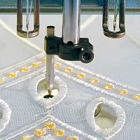 Cutting insert drilling tool for general purposesboring