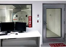 Radiation shielding glass ClearshieldS