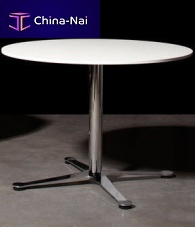 Contemporary table GECKOHPLround100% recyclable