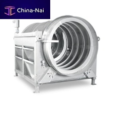 Drum screen for wastewater treatment