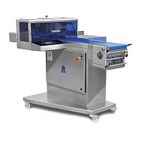 Chocolate molding machine