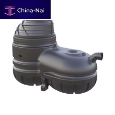 Polyethylene oil separator