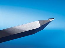 Diamond cutting tool high-precision