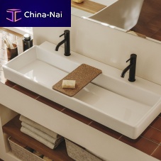 Wall-mounted washbasin TURAporcelainhigh-gloss2-hole