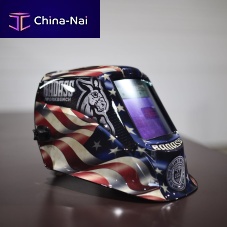 Welding helmet