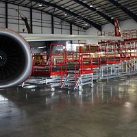 Work platform accessmobilefor aeronautical applications