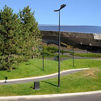 Urban lamp post ALOAgardencontemporarycast aluminum