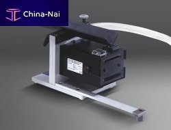 Plastic beveling machine metal plate