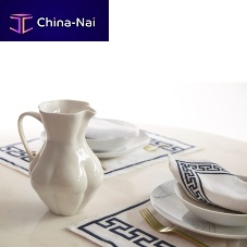 Porcelain pitcher KIKIfor domestic use