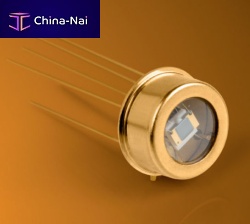 Temperature detector PbSeCO2air qualityfor medical applications