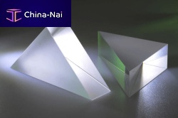 Triangular prism glass