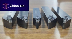 Locking clamp tool holder for turning applicationsstandard