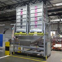 Vibrating feeder bulkfor bottlesfor packaging lines
