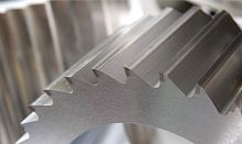 Plastic cutting tool