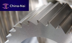 Plastic cutting tool