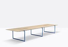 Contemporary conference table toa conference cclaminatecast aluminum baserectangular