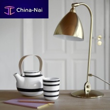 Ceramic teapot OMAGGIOfor domestic use