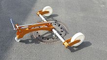 Manual manhole cover lifter 138wheeled