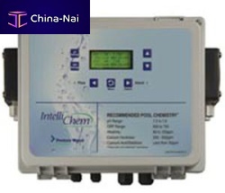 Multi-function pool control panel INTELLICHEM®programmable