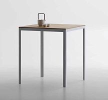 Contemporary high bar table TYPElacquered steelaluminumsquare