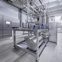 Cross flow filter for liquid food products and beveragesmembraneceramic