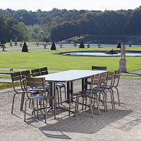 Contemporary table TUILERIES steelsteel basepainted steel base
