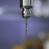 High-precision cutting tool Mira 6S