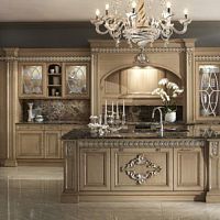 Traditional kitchen MILENAwoodenislandwith handle