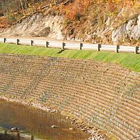 Erosion control geocell stabilization system