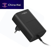 Power supply with USB outlet plug-incompactfor industrial applications
