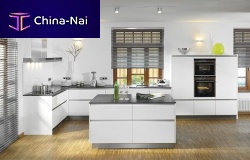Contemporary kitchen X-CRISTAL woodenislandhandleless