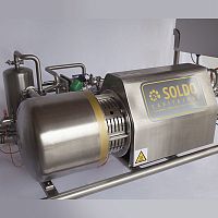 Fluid disperser for medium-viscosity mediafor high-viscosity productsfor low-viscosity liquids