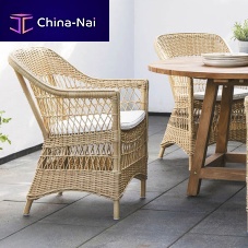 Traditional chair Charlotgardenfabricsynthetic fiber