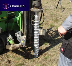 Screw pile helicalsteelfor photovoltac installations