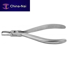 Orthodontic pliers 04-08-202veterinarybracket removal