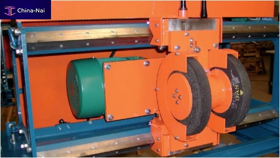 Grinding machine Grinding machine