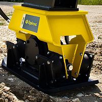 Forward travel vibratory plate HC 350for excavators