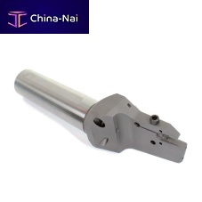 Monobloc turning tool with internal coolant