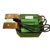 Pulse transformer encapsulatedfor welding