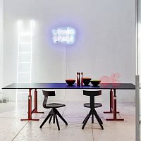 Contemporary table Brutsheet steeloakmarble